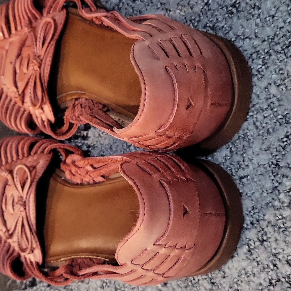 Mia Shoes - Picture 3 of 9